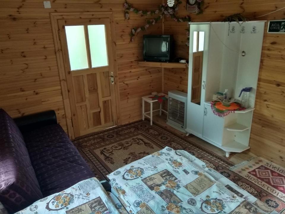 Kapuzbasi Selalesi Bastuerk Dinlenme Tesisleri Hotel Büyükçakır Kültér fotó
